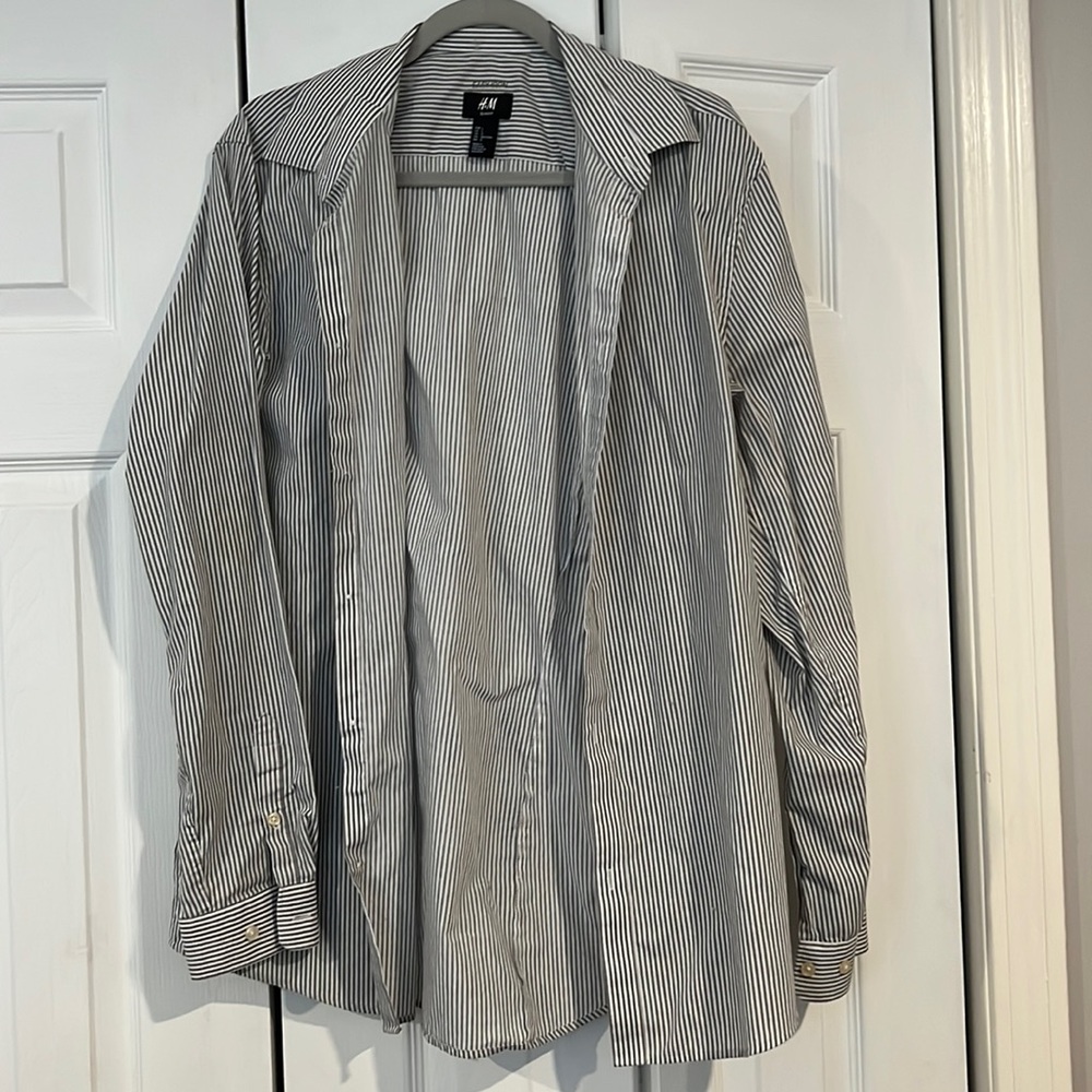 H&M Easy Iron Slim Fit Dress Shirt